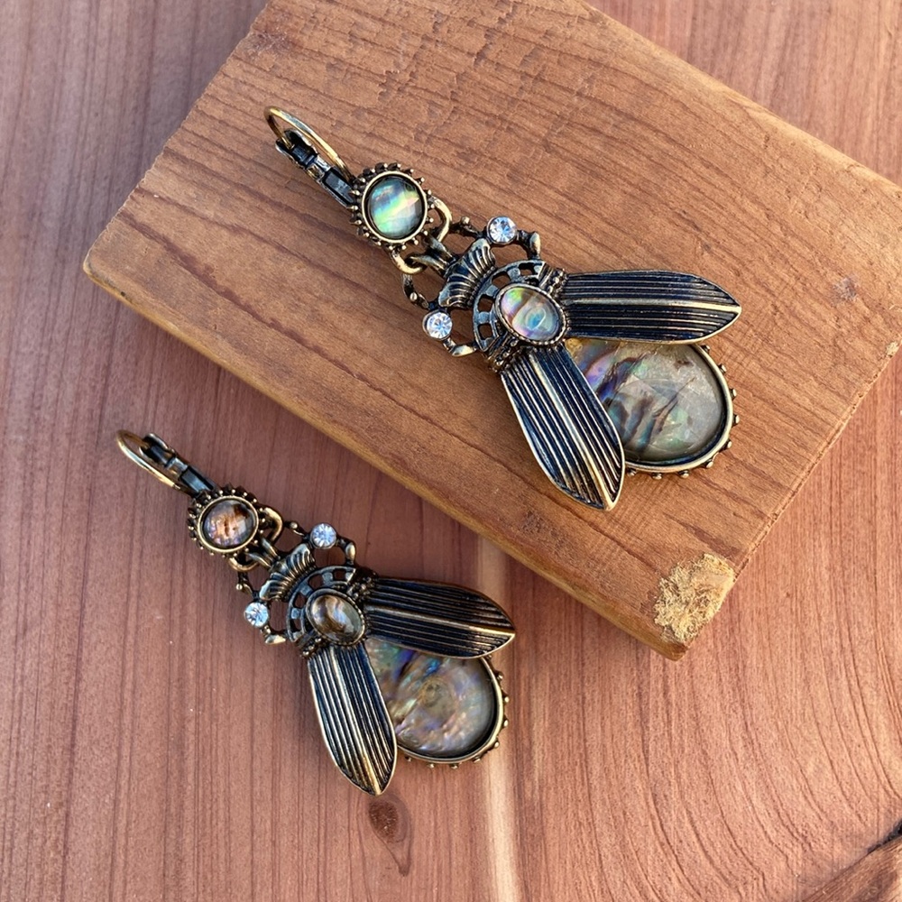 🪲Abalone Scarab Drop Earrings